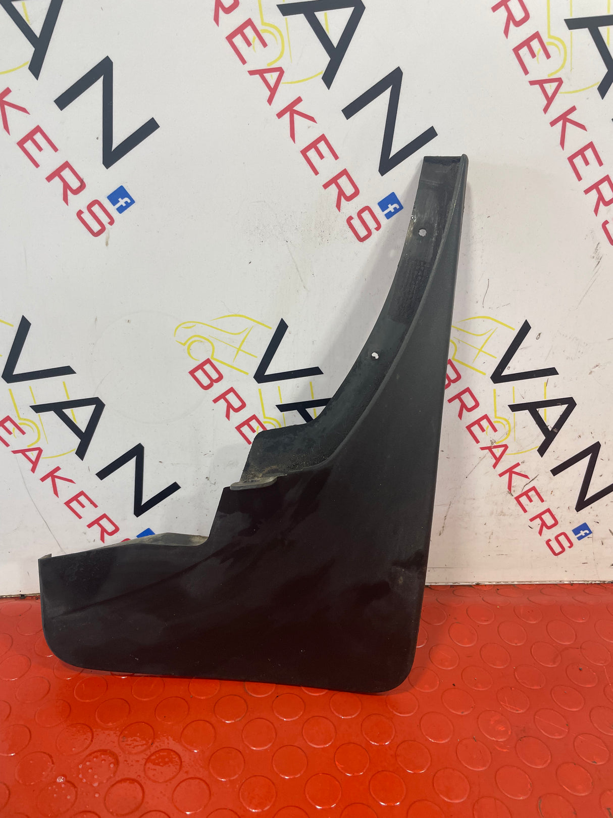 Nissan Navara D/S REAR MUD FLAP 2015-2024 P/N 638504JB0A