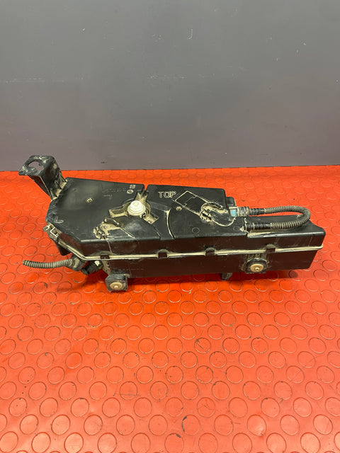 Citroen Berlingo/Peugeot Partner FUEL ADDITIVE TANK 1.6 2017 P/N 9672052180-2