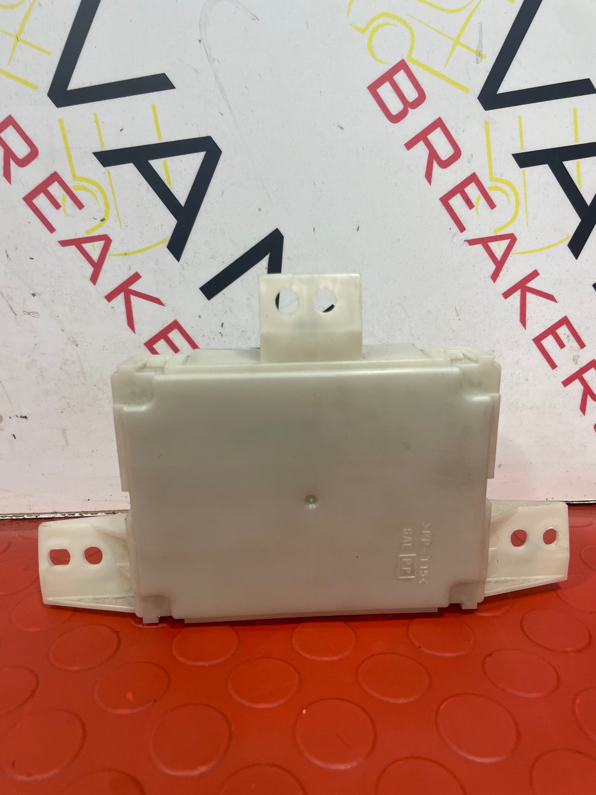 Nissan Navara CONTROL UNIT 2015-2024 P/N 277605KJ4D