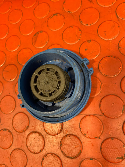 VW Audi Seat Skoda RADIATOR COOLANT EXPANSION TANK CAP (Blue) P/N 3B0121321