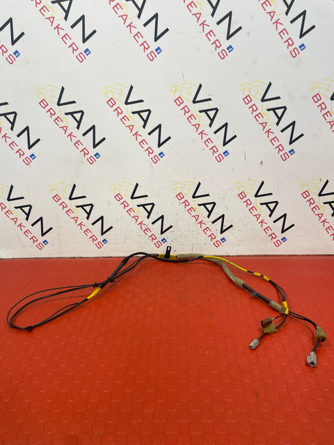 Nissan Navara ANTENNA FEED CABLES 2015-2024 P/N 28243EB410