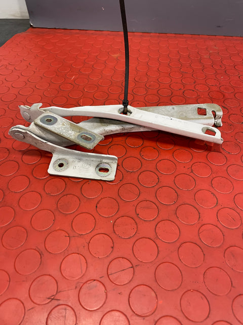 Peugeot Partner/Citroen Berlingo BONNET HINGES (Pair) 2008-2018 P/N 968063148001