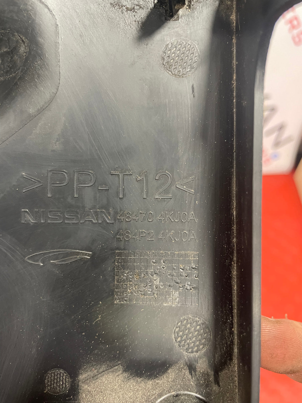 Nissan Navara STEERING COWL TRIM 2015-2024 P/N 484704KJ0A