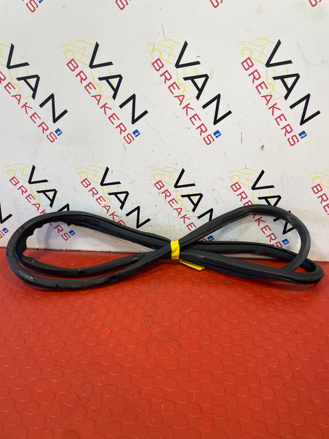 Nissan Navara D/S REAR DOOR RUBBER SEALS 2015-2024 P/N 769244JG0A