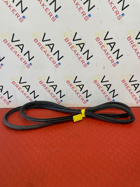 Nissan Navara P/S FRONT DOOR RUBBER SEAL 2015-2024 P/N 823314JG1B
