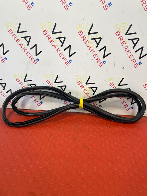 Nissan Navara D/S FRONT DOOR RUBBER SEAL 2015-2024 P/N 808314JA0A