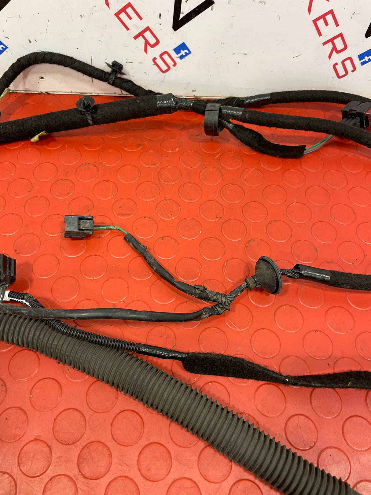 Renault Trafic/Vauxhall Vivaro/Nissan NV300 REAR DOOR WIRING LOOM Passenger Side 2014-2019 P/N 240529932R