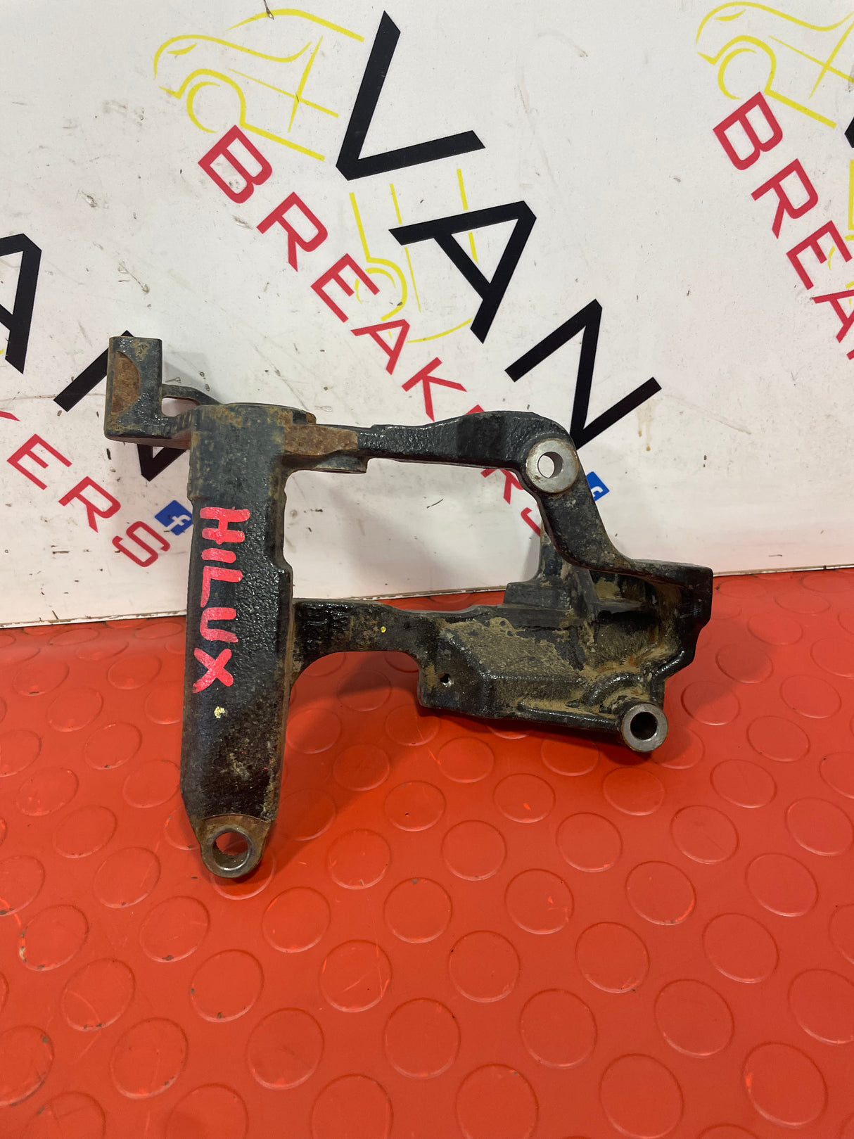 Toyota Hilux ALTERNATOR BRACKET 2015-2024 P/N 77071217