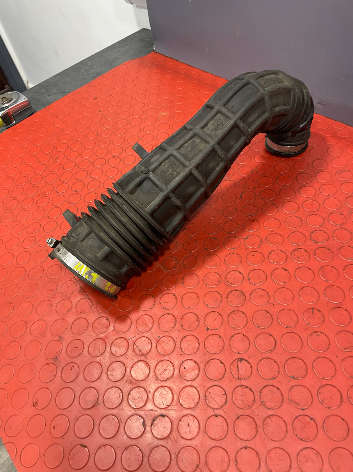 Ford Transit MK8 AIR INTAKE PIPE RWD 2.0 2016-2023 P/N GK319R504AD