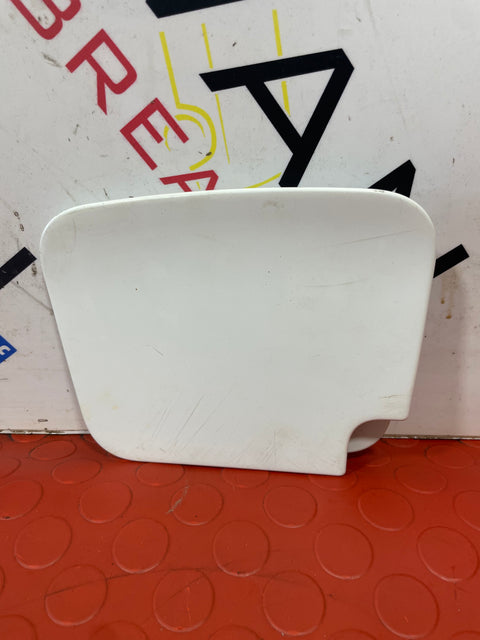Citroen Dispatch/ Peugeot Expert FUEL TANK DOOR 2016-2023 P/N 980872697701
