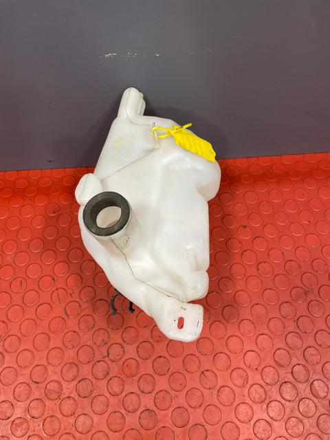 Citroen Berlingo/Peugeot Partner WASHER BOTTLE (NO PUMP) 2008-2018 P/N 9671567680