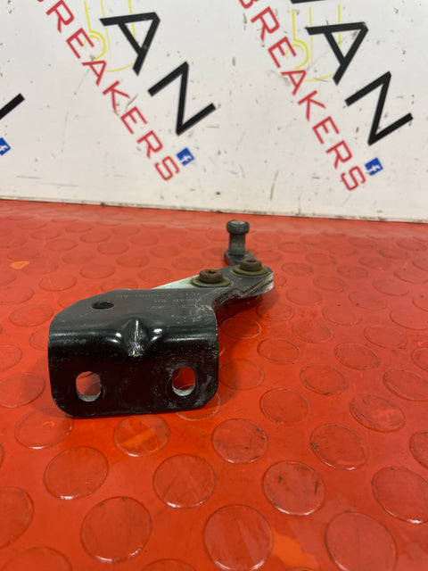 Ford Transit SIDE DOOR SLIDING ROLLER BOTTOM MK7 P/N YC15V25000AH