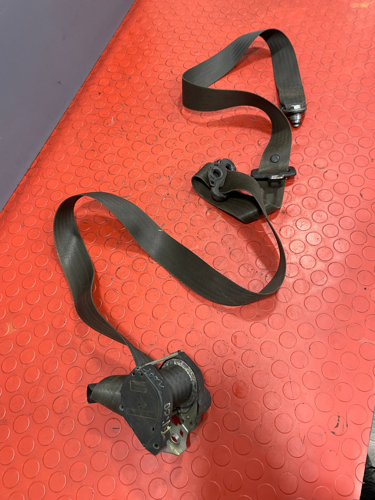 Iveco Daily Van SEAT BELT Front Right Side 2007 P/N 43594D