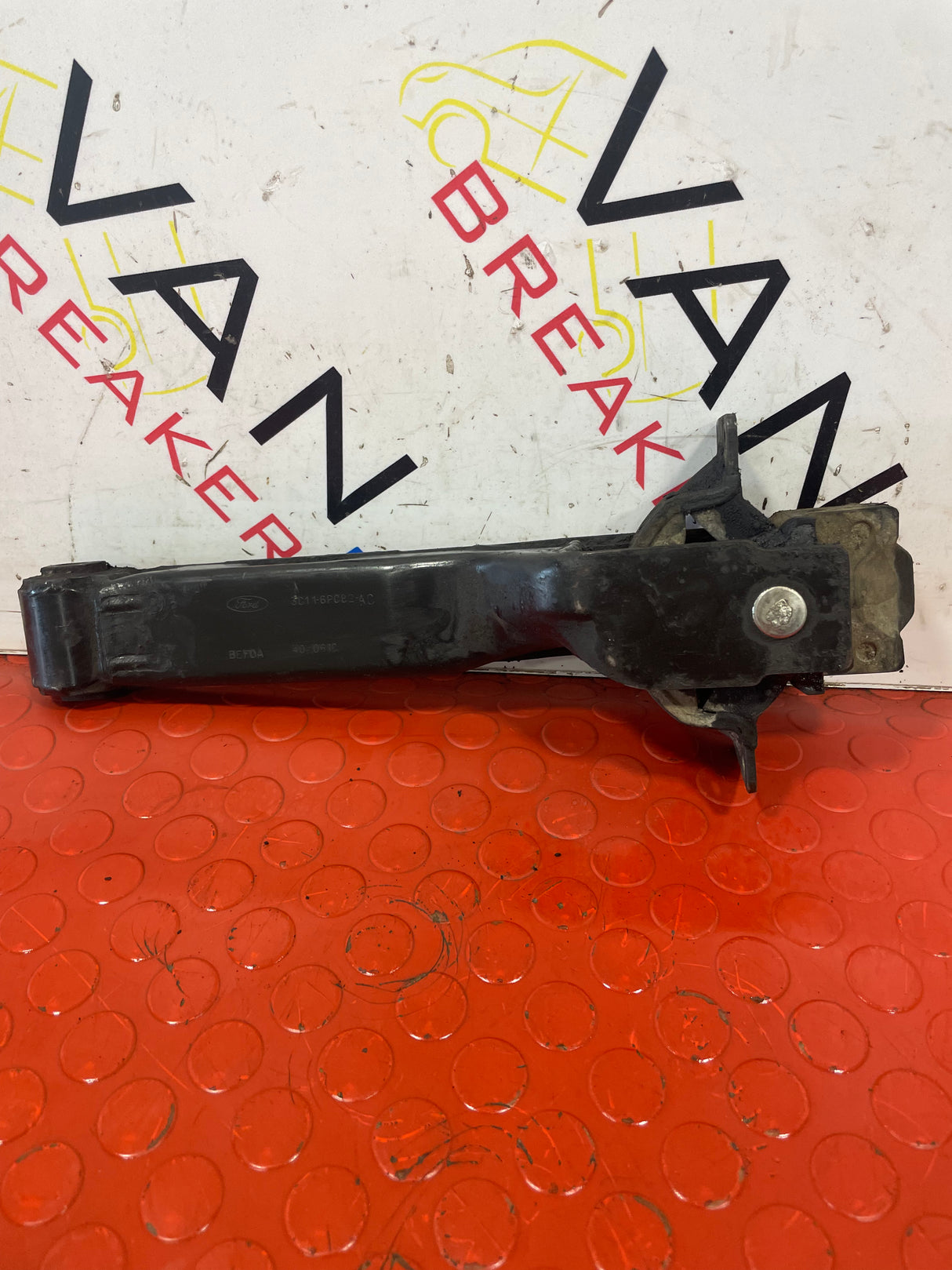 Ford Transit Mk6/ Mk7 2.2 REAR ENGINE MOUNTING 2000-2013 P/N 3C116P082AC