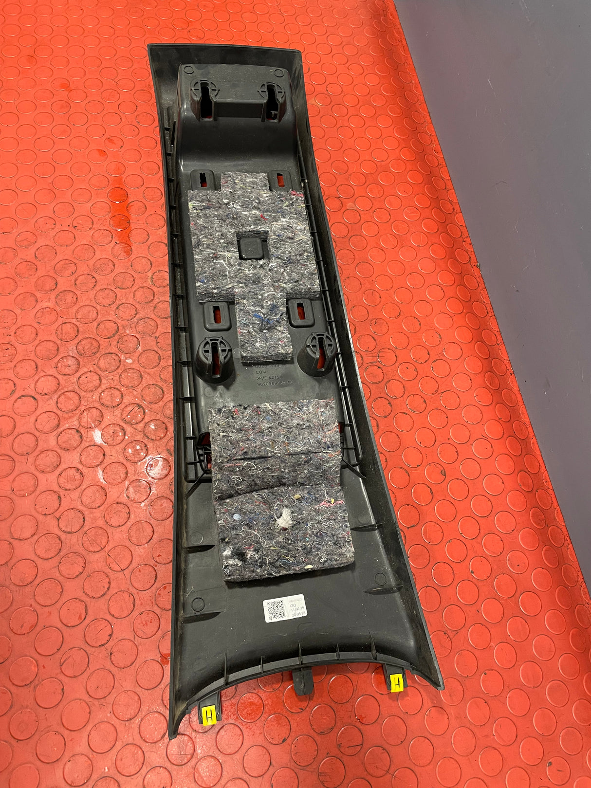 Citroen Berlingo/Peugeot Partner/Vauxhall Combo/Toyota Proace City CENTER CONSOLE PANEL (w/o top lid) 2019-2024 P/N 9820969980