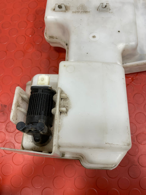 Renault Traffic WINDOW WASHER FLUID RESERVOIR (WITH PUMP) P/N 289100707R