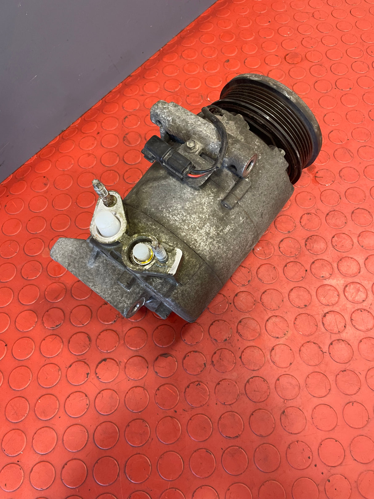 Ford Transit Custom MK8 AIR CON PUMP FWD DIESEL Euro 5 2.2 P/N BK2119D629AE