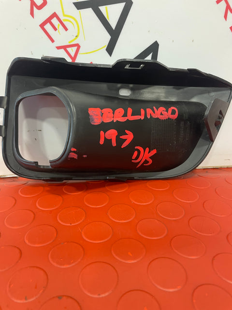 Citroen Berlingo/ Peugeot Partner/ Vauxhall Combo/ Toyota Proace City FRONT BUMPER SPOT LIGHT COVER DRIVERS SIDE O/S 2019-2024 P/N BR-18152