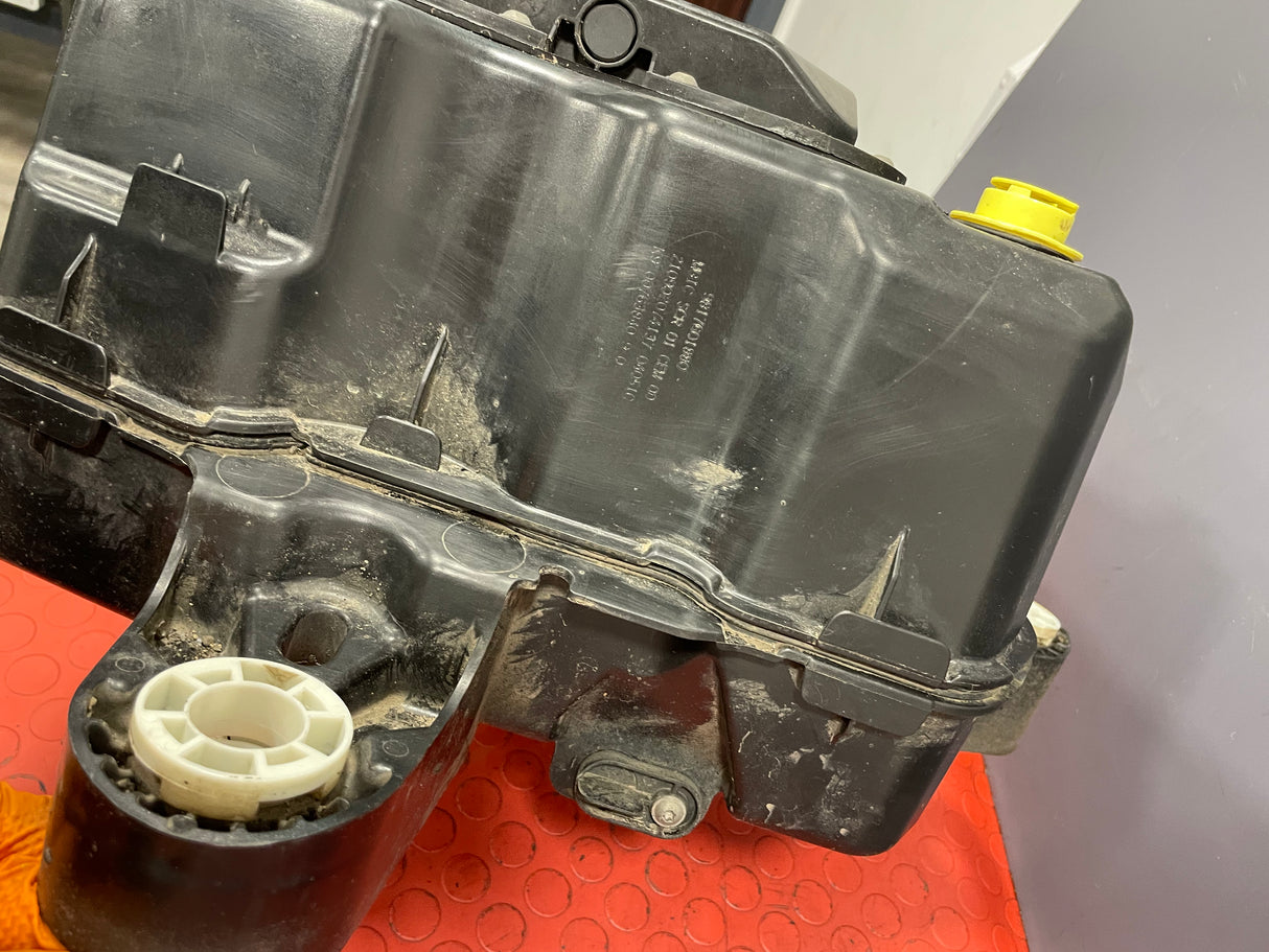 Citroen Berlingo/Peugeot Partner/Toyota Proace City/Vauxhall Combo ADBLUE TANK 2019-2024 P/N 9817601880 - 3