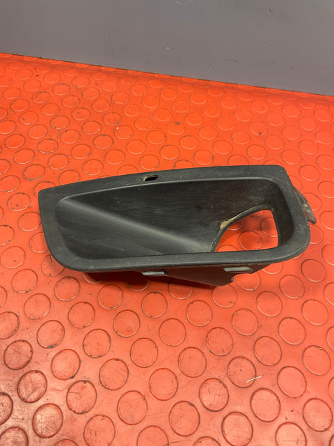 Citroen Berlingo/Peugeot Partner FOG LIGHT GRILL/FOG LIGHT HOUSING Driver's Side RH 2019-2023 P/N 9816770680