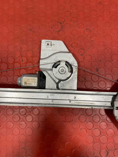 Peugeot Partner/Citroen Berlingo WINDOW REGULATOR PASSENGER SIDE 2008-2018 P/N 9672946680