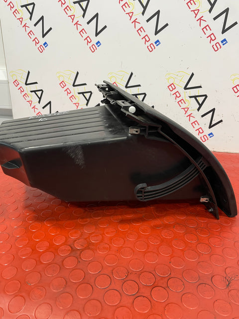 Renault GLOVE COMPARTMENT BLACK P/N 685000045R