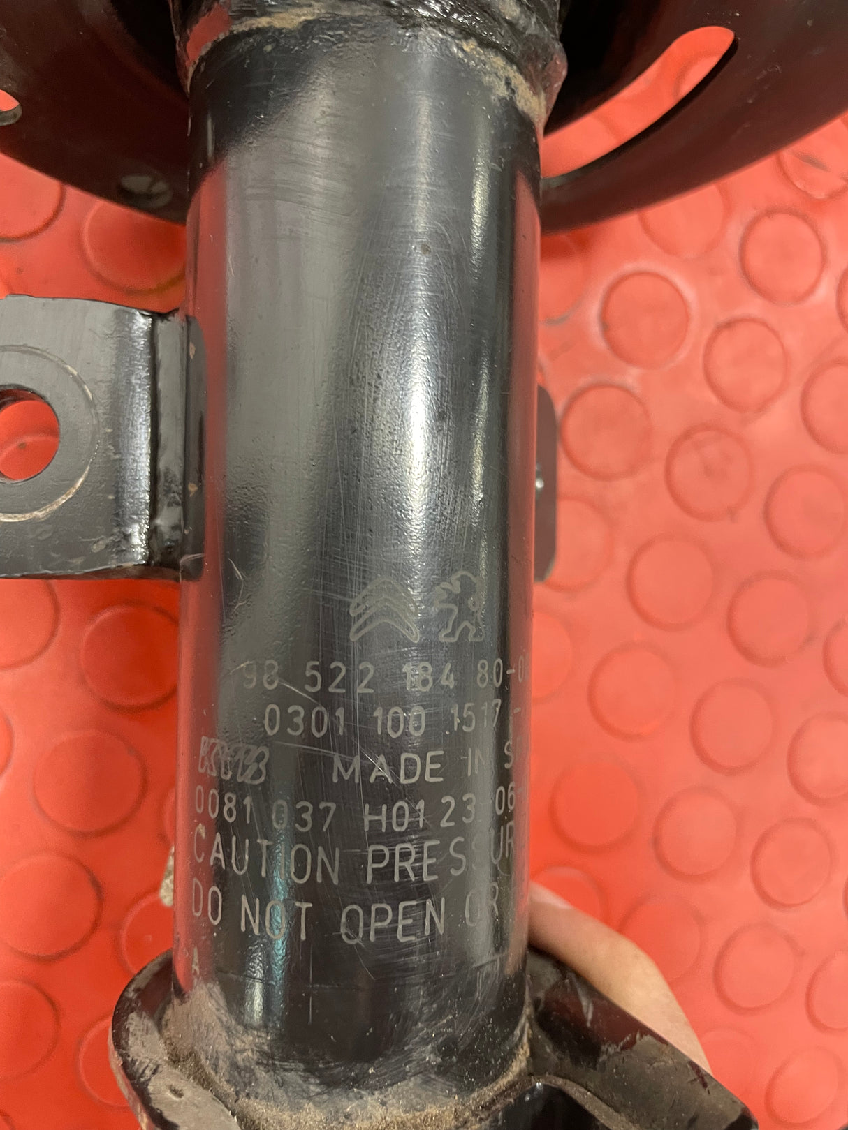 Citroen Berlingo Peugeot Partner FRONT SHOCK ABSORBER FITS BOTH SIDES 2018-2023 P/N 9852218480