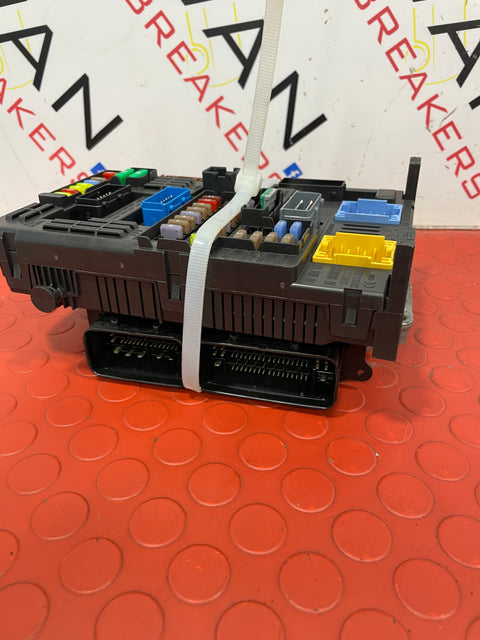 Peugeot Partner/Citroen Berlingo/Vauxhall Combo/Toyota Proace City ECU CONTROL UNIT WITH BODY CONTROL MODULE AND KEY 2020 1.5 AUTO P/N 9832694480