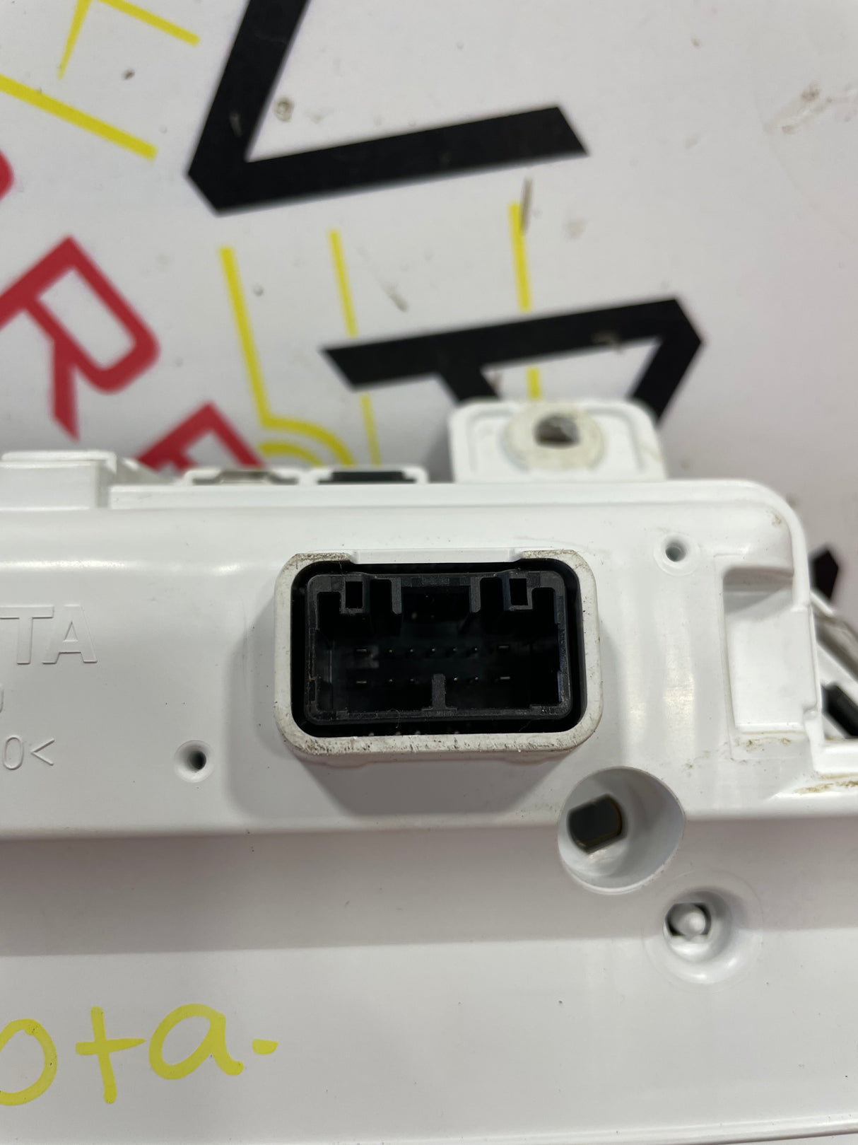 Toyota Hilux DASH CLOCKS INSTRUMENT CLUSTER PANEL 2016-2020 (CRACKED GLASS) P/N 83800FFC30A