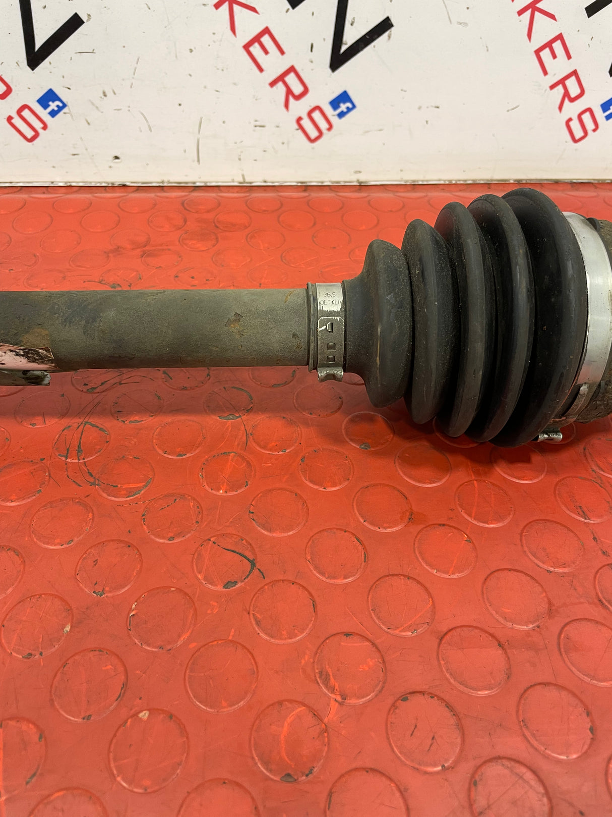 Ford Connect FRONT LEFT DRIVE SHAFT 2014 P/N FV663B437DA