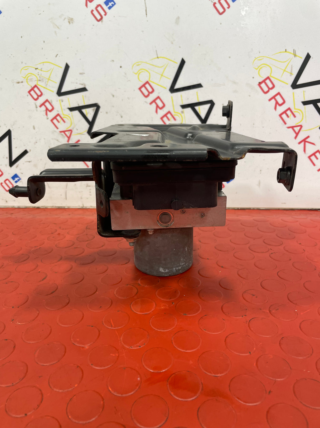 Ford Transit ABS PUMP WITH BRACKET MK8 2018-2023 2.0 P/N 0265956638