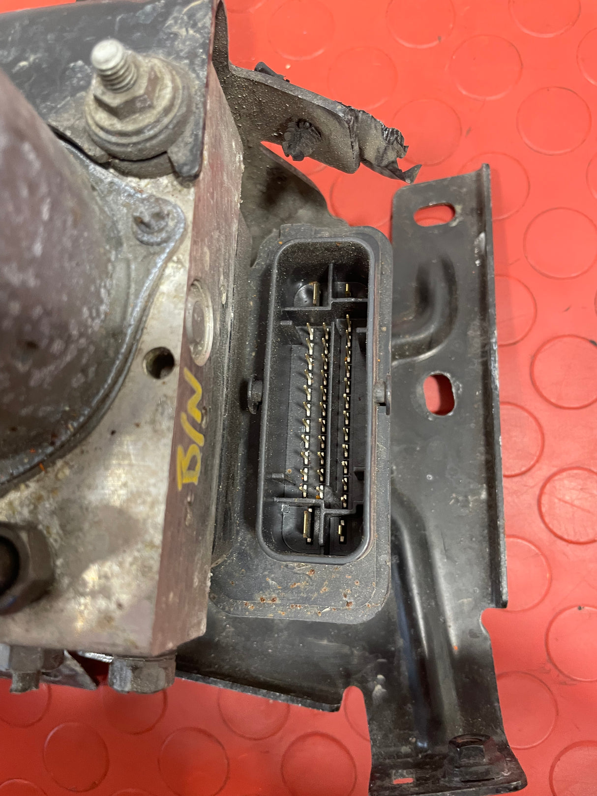 Ford Transit MK8 ABS PUMP AND BRACKET 2014-2023 P/N 0265956430