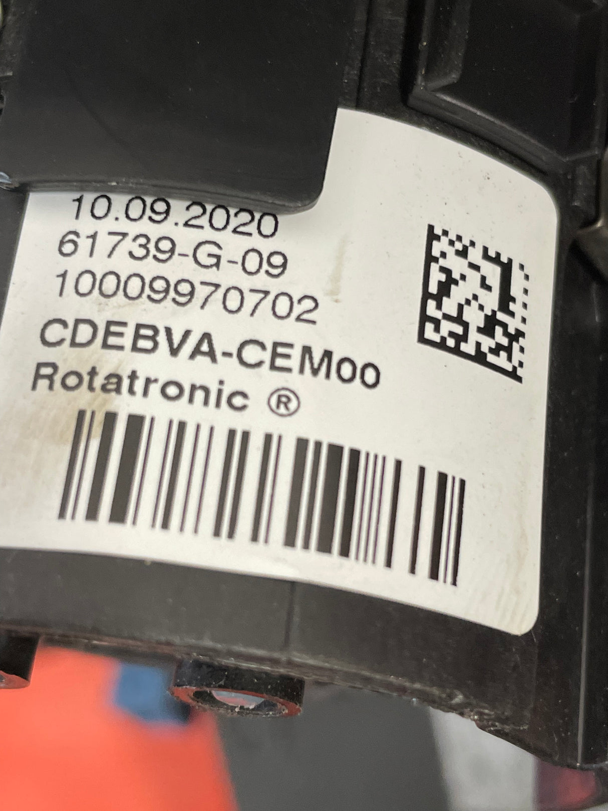 Citroen Berlingo/Peugeot Partner/Toyota Proace City/Vauxhall Combo AUTOMATIC GEAR SHIFT SELECTOR WITH HANDBRAKE BUTTON AND SURROUND 2019-2024 P/N 98093147ZD