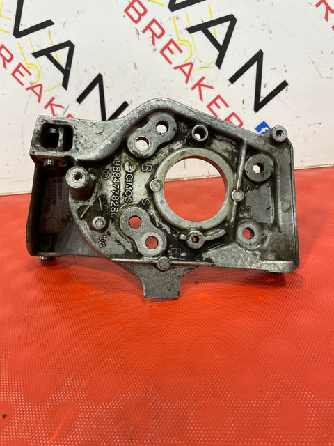 Citroen Berlingo/Peugeot Partner HIGH PRESSURE FUEL PUMP BRACKET 1.6 2014 P/N 9684778280