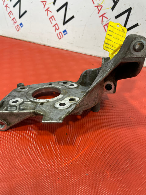 Citroen Berlingo/Peugeot Partner HIGH PRESSURE FUEL PUMP BRACKET 1.6 2014 P/N 9684778280