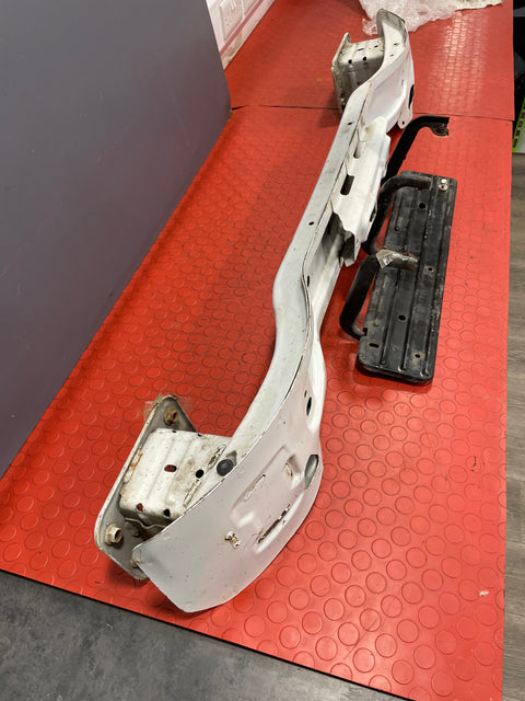 Ford Transit Mk 8 BUMPER REINFORCEMENT BAR AND STEP 2013-2018 P/N K876A0214