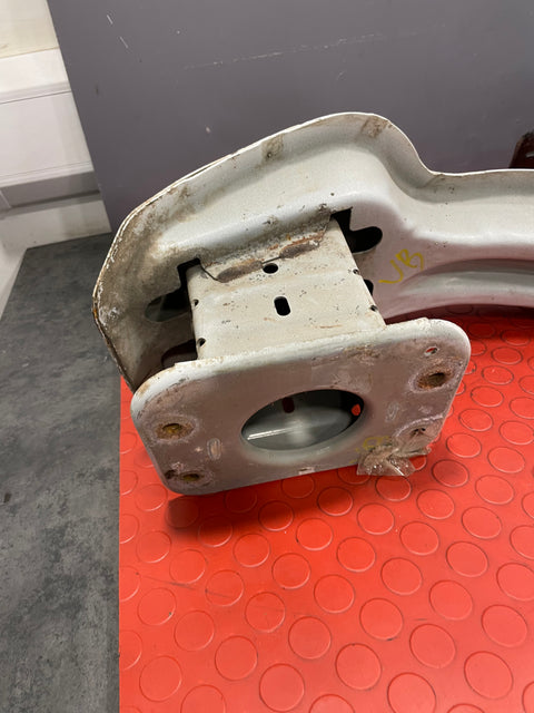 Ford Transit Mk 8 BUMPER REINFORCEMENT BAR AND STEP 2013-2018 P/N K876A0214