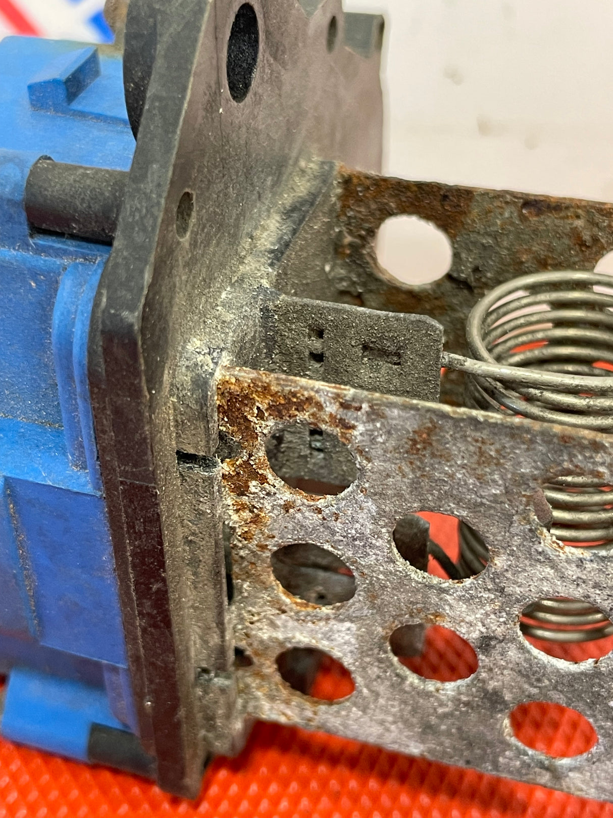 Citroen Berlingo/Peugeot Partner HEATER FAN RESISTOR 1.6HDI 2008-2018 P/N 9862240180