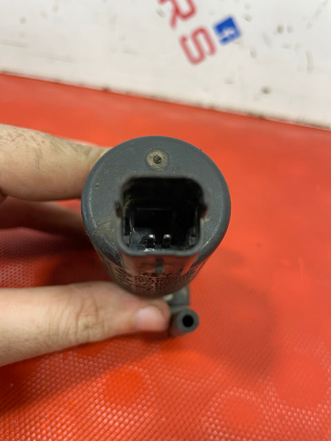 Peugeot Partner Citroen Berlingo WINDSCREEN WASHER PUMP P/N 9684522380