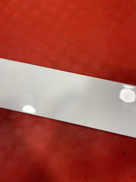 Citroen Dispatch/ Peugeot Expert/ Toyota Proace/ Vauxhall Vivaro PASSENGER SIDE SLIDING DOOR RAIL TRIM (White) 2019-2023 P/N 9808384180