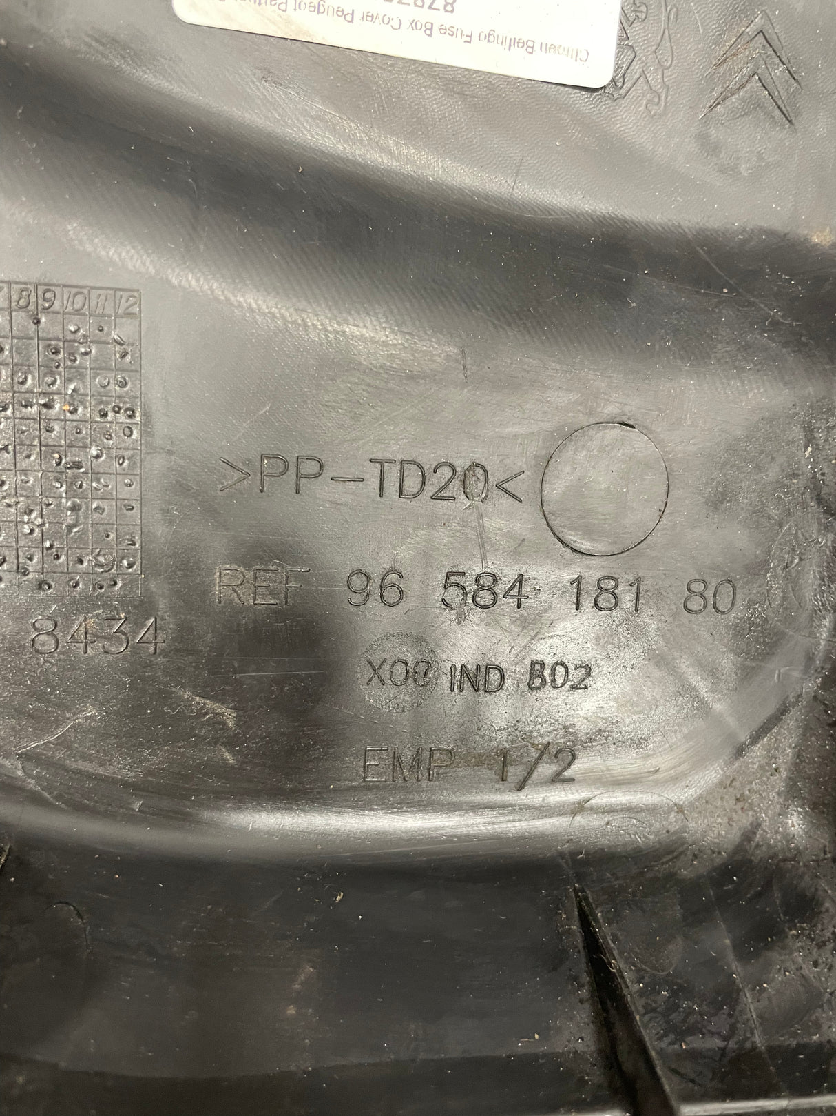 Citroen Berlingo/ Peugeot Partner FUSE BOX COVER 2008-2018 P/N 9658418180