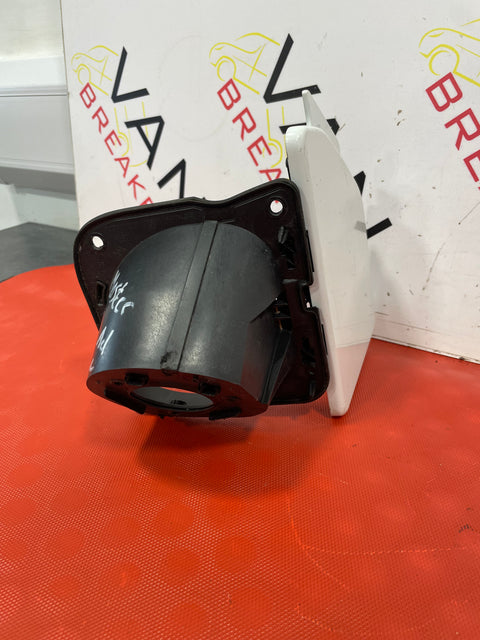 Renault Master ADBLUE FILLER COVER 2016 P/N 765M65718R