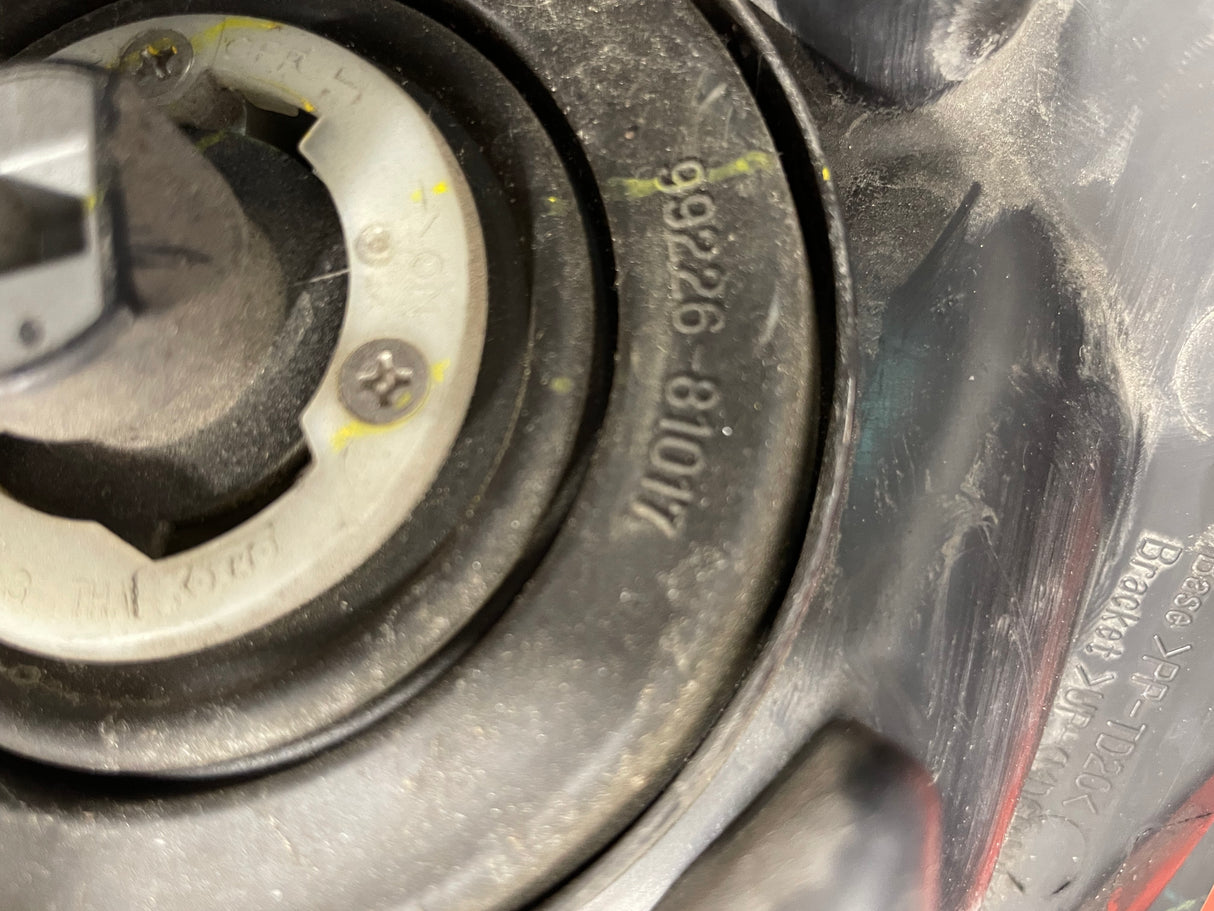 Toyota Hilux HEADLIGHT ASSEMBLY (Damage Mounting Point/No Indicator Bulb) Passenger's Side 2017 R/N 811500K720