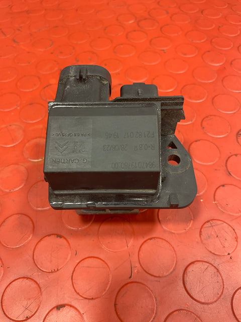 Peugeot Partner/Citroen Berlingo FAN CONTROL MODULE P/N 9847019780