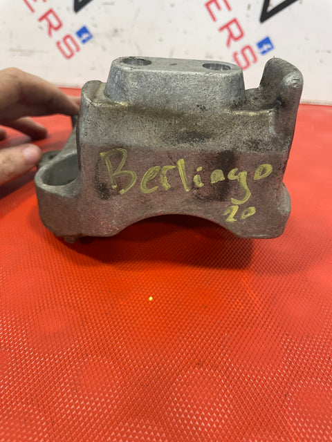 Peugeot Partner Citroen Berlingo Vauxhall Combo ENGINE MOUNT 2020 P/N 9807980580