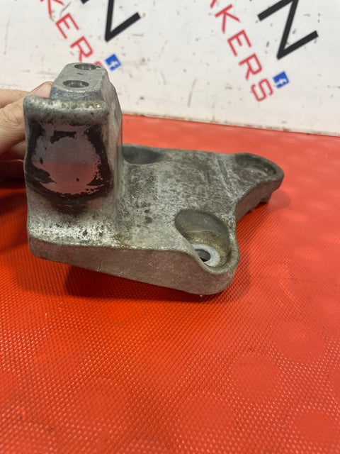 Peugeot Partner Citroen Berlingo Vauxhall Combo ENGINE MOUNT 2020 P/N 9807980580
