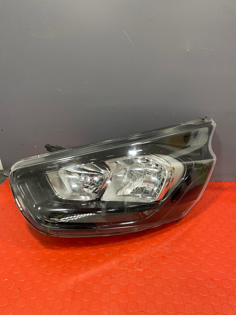 Ford Transit Custom Front Passenger Near Side LEFT HEADLIGHT 2019-2023 P/N JK2113W030AJ (damage/repaired)
