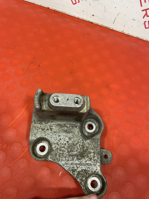 Peugeot Partner Citroen Berlingo Vauxhall Combo ENGINE MOUNT 2020 P/N 9807980580