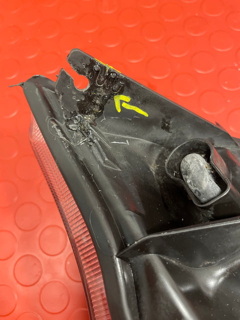 Ford Transit Custom Front Passenger Near Side LEFT HEADLIGHT 2019-2023 P/N JK2113W030AJ (damage/repaired)