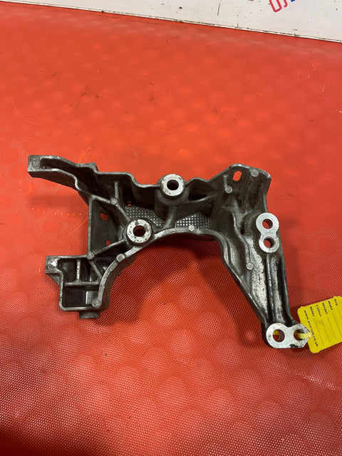 Peugeot Partner Vauxhall Vivaro Citroen Berlingo ALTERNATOR BRACKET 1.5 2020 P/N 9808696680